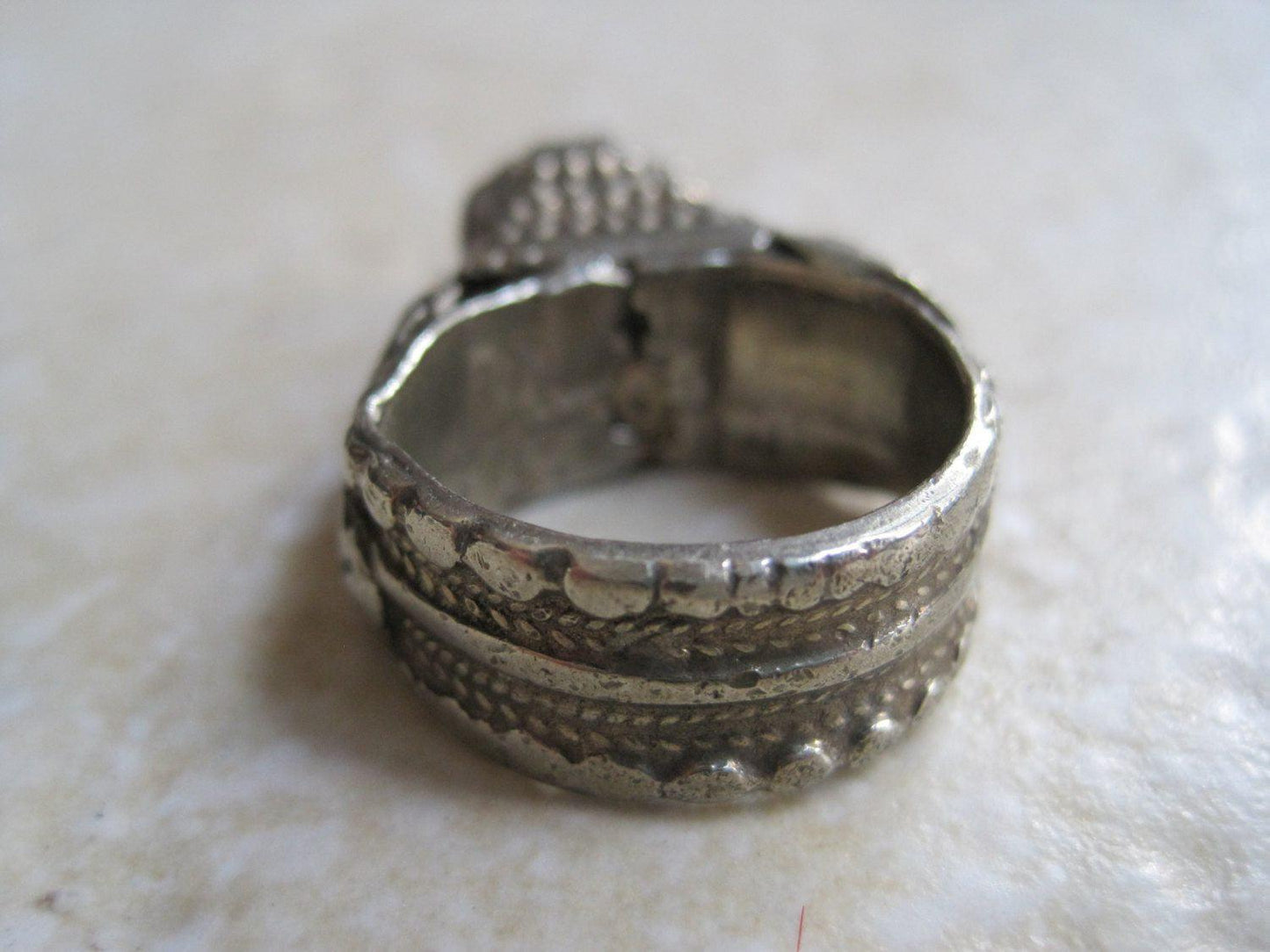 Vintage Bedouin Ring - Tribal Silver Tower Ring - Size 8 and a half - Anteeka