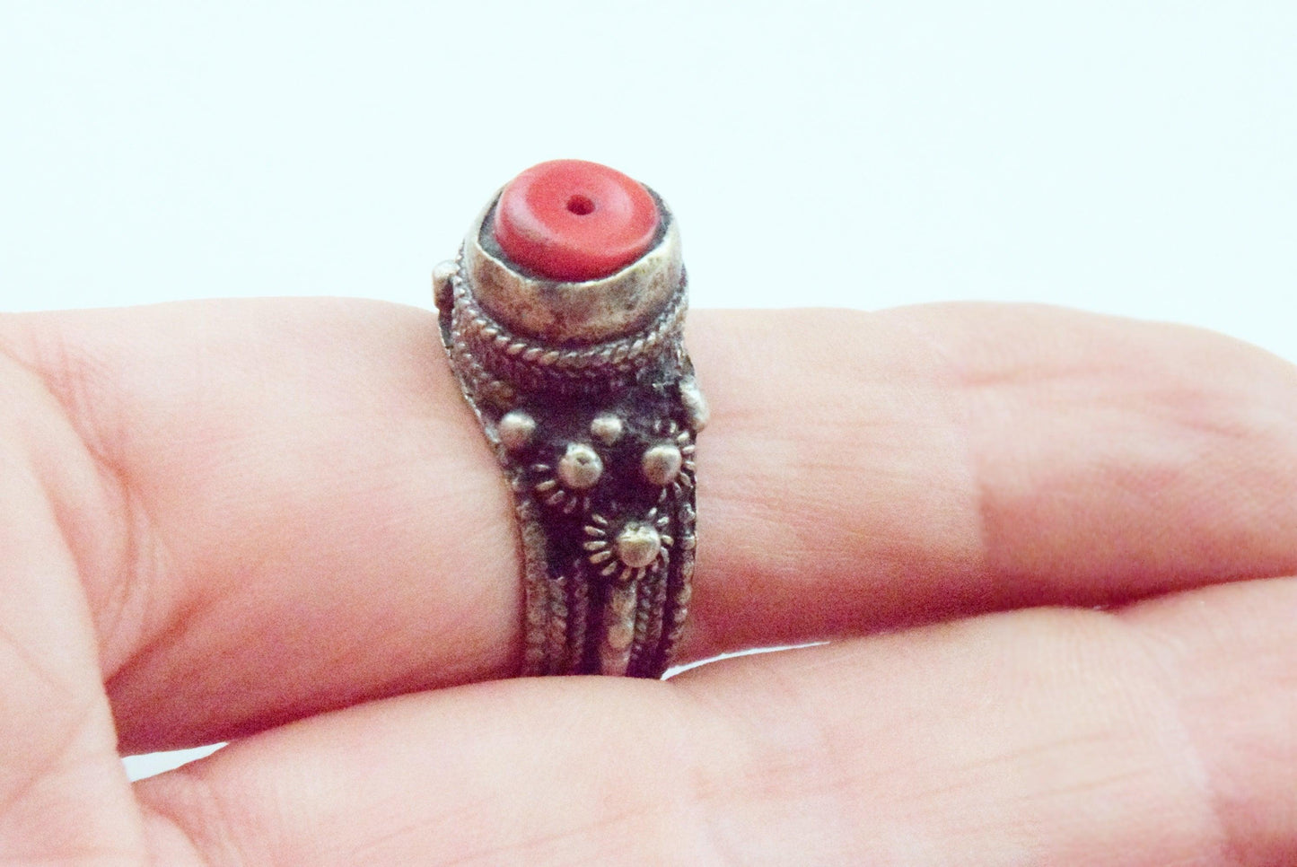 Vintage Bedouin Yemeni Ring - Size 7 - Anteeka