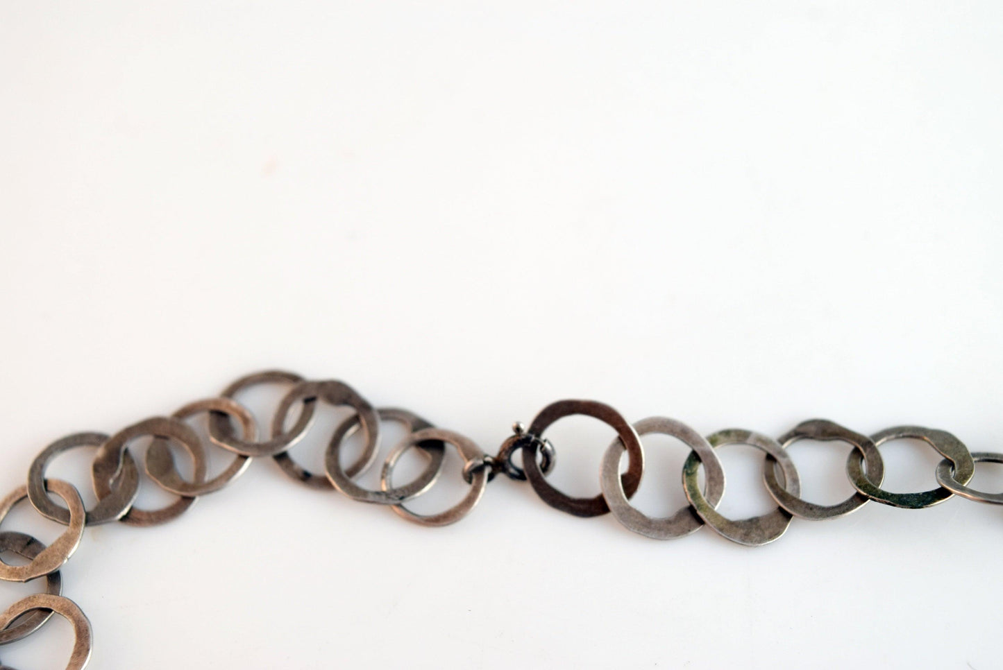 rihana tunisian necklace