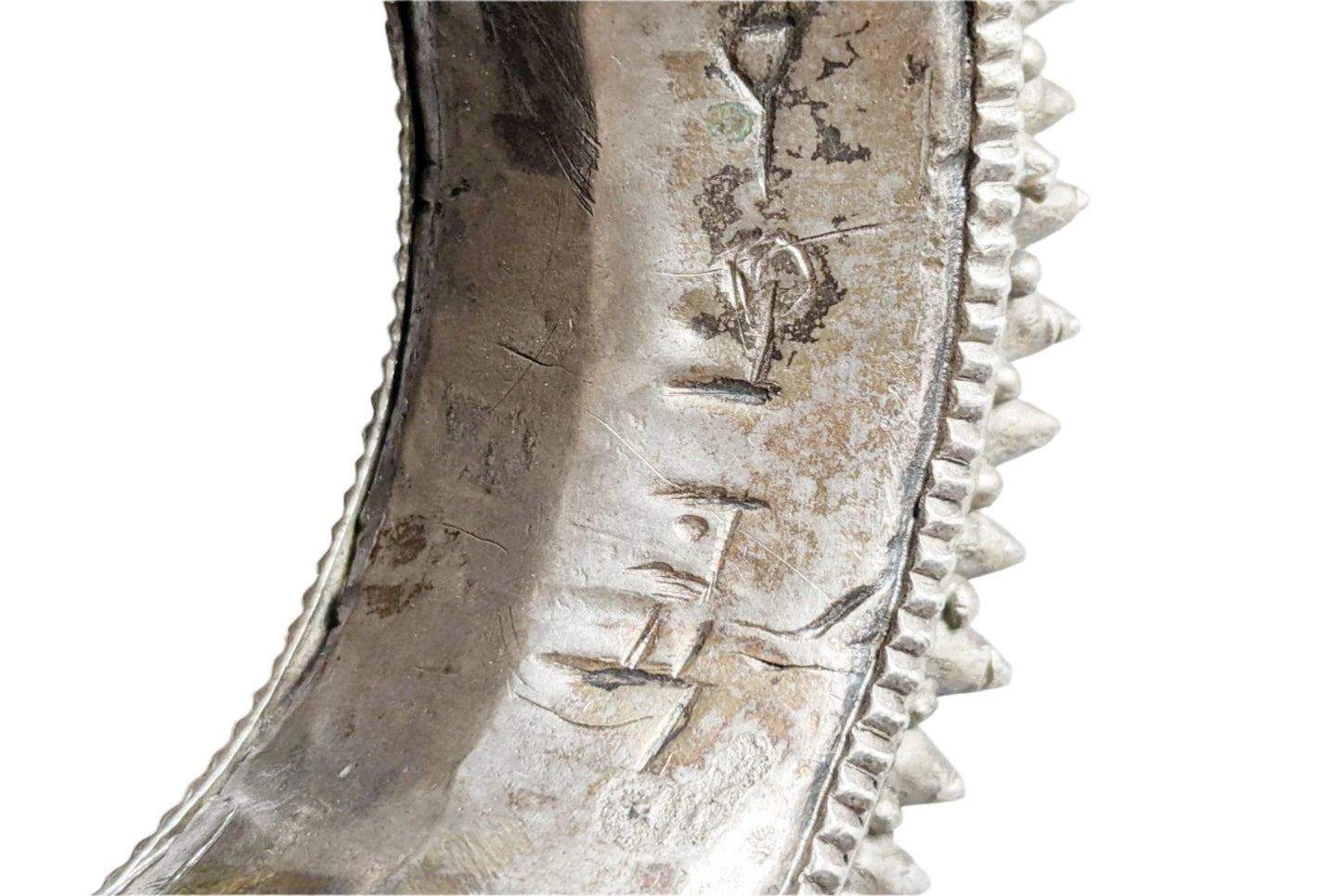 Vintage Huge Silver Rashaida Bedouin Bracelet for the Upper Arm - Anteeka