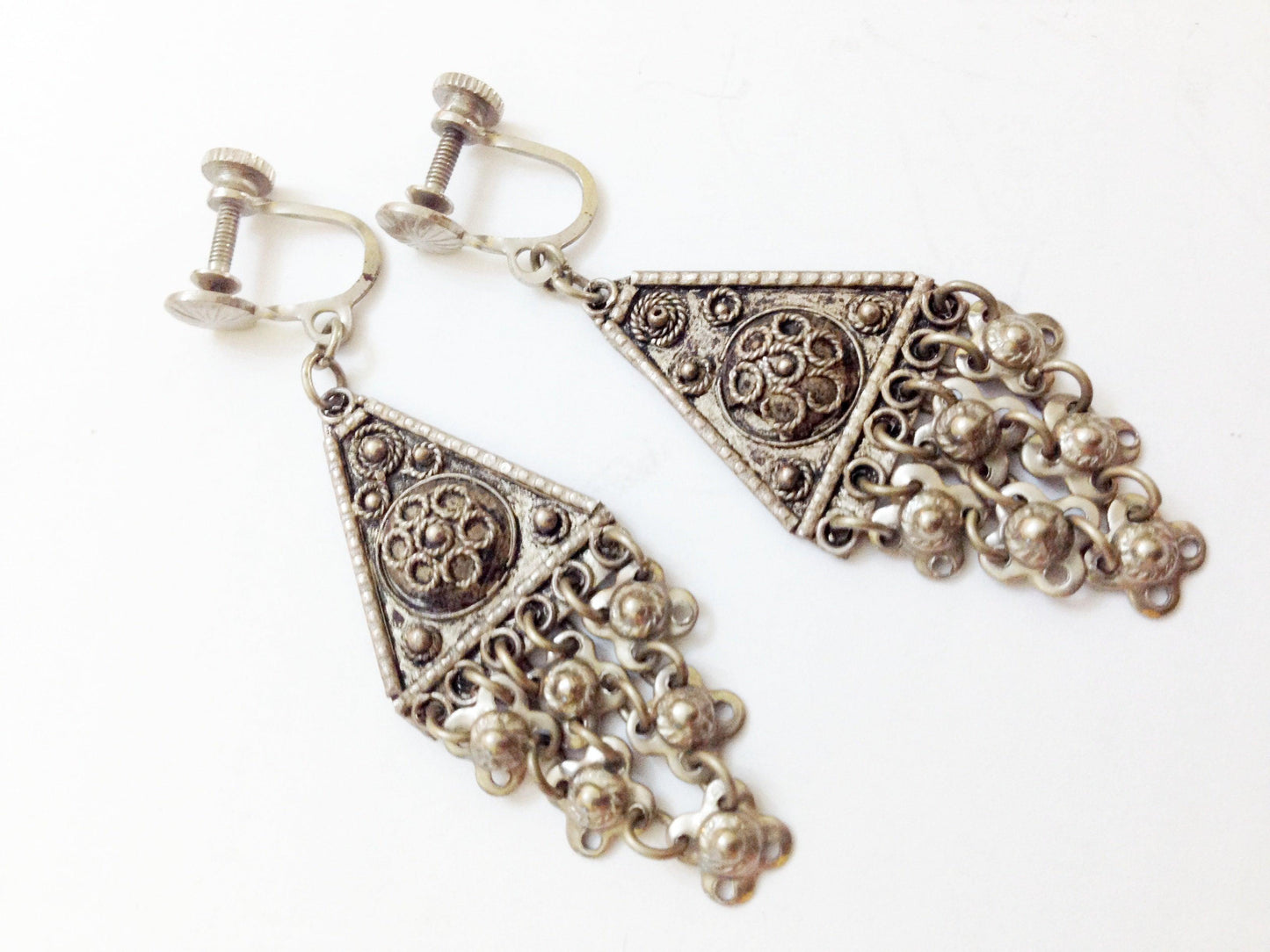 Vintage Middle Eastern Set of Silver Bracelet and Screw Back Earrings - Anteeka