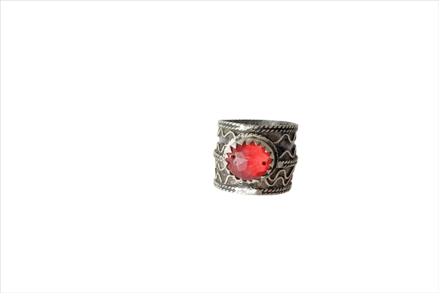 Vintage Moroccan Berber Hair Ring with Red Cabochon Size 11 - Anteeka