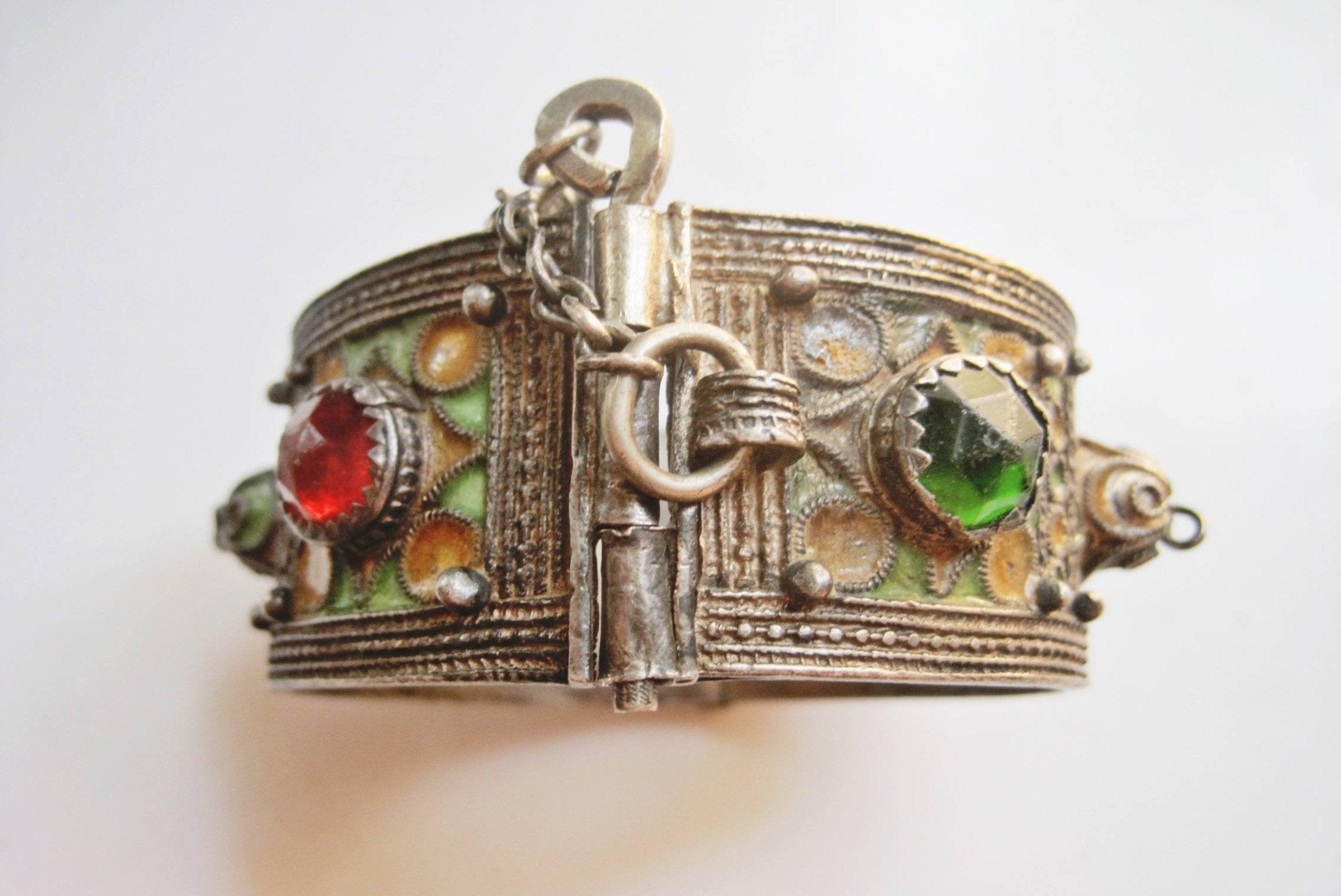 Antique outlet Silver Berber Bracelet From Morocco,Berber Bracelet ,Granulated Berber Bracelet,Moroccan Jewelry