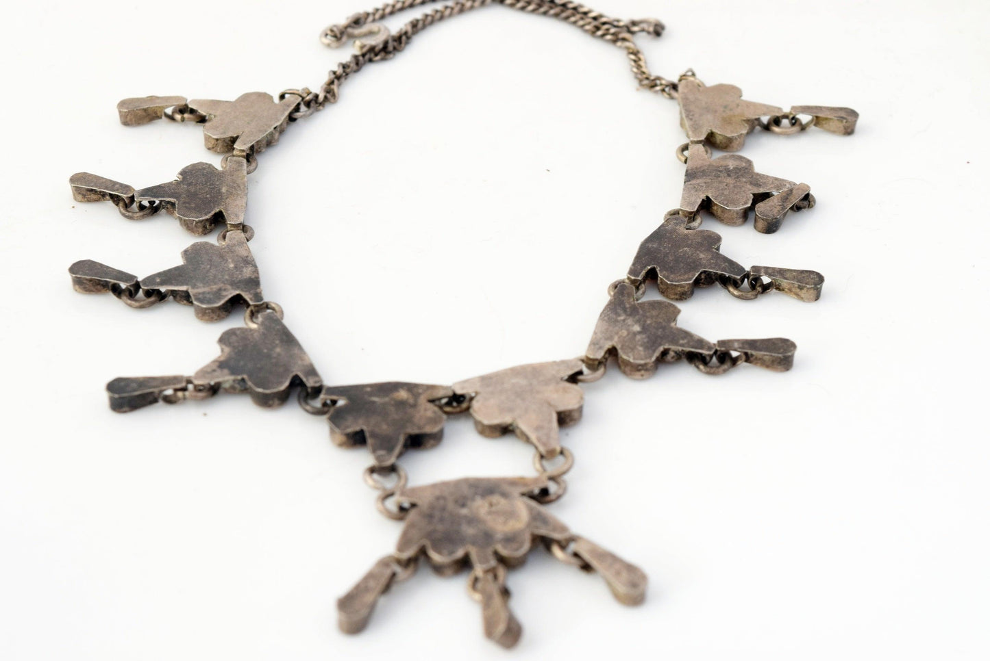 back of silver kundan necklace