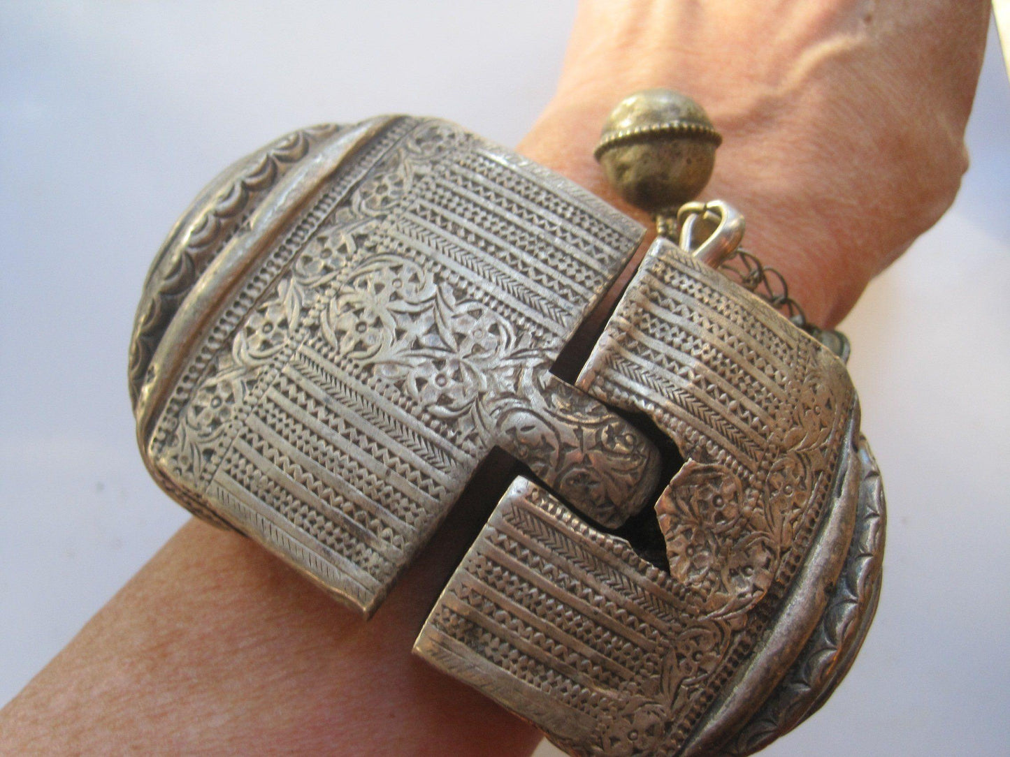 omani silver jewelry