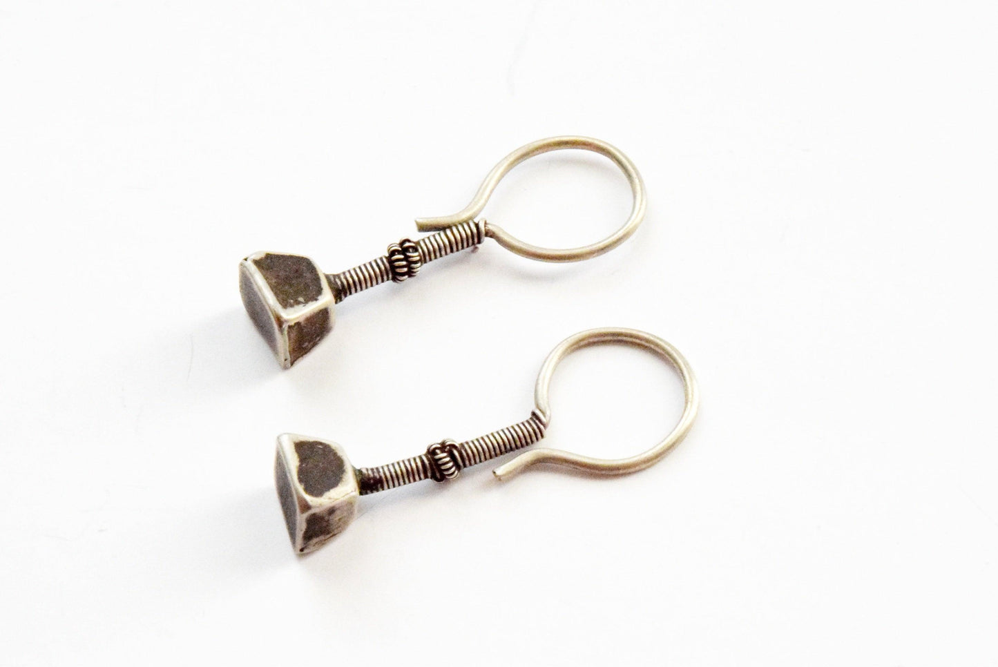 Vintage Small Silver Vedhla Indian Tribal Earrings from Gujarat - Anteeka
