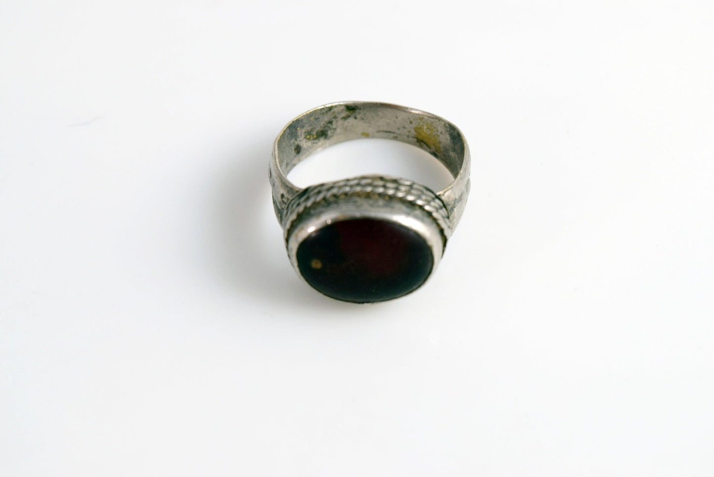 Vintage Yemeni Bedouin Ring with Red Glass Size 9 1/4 - Anteeka