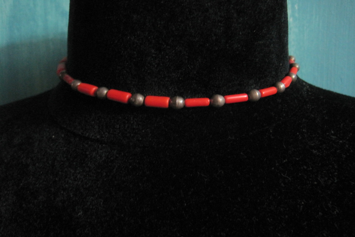 Small Vintage Choker Necklace with Red Beads and Mexican Beads