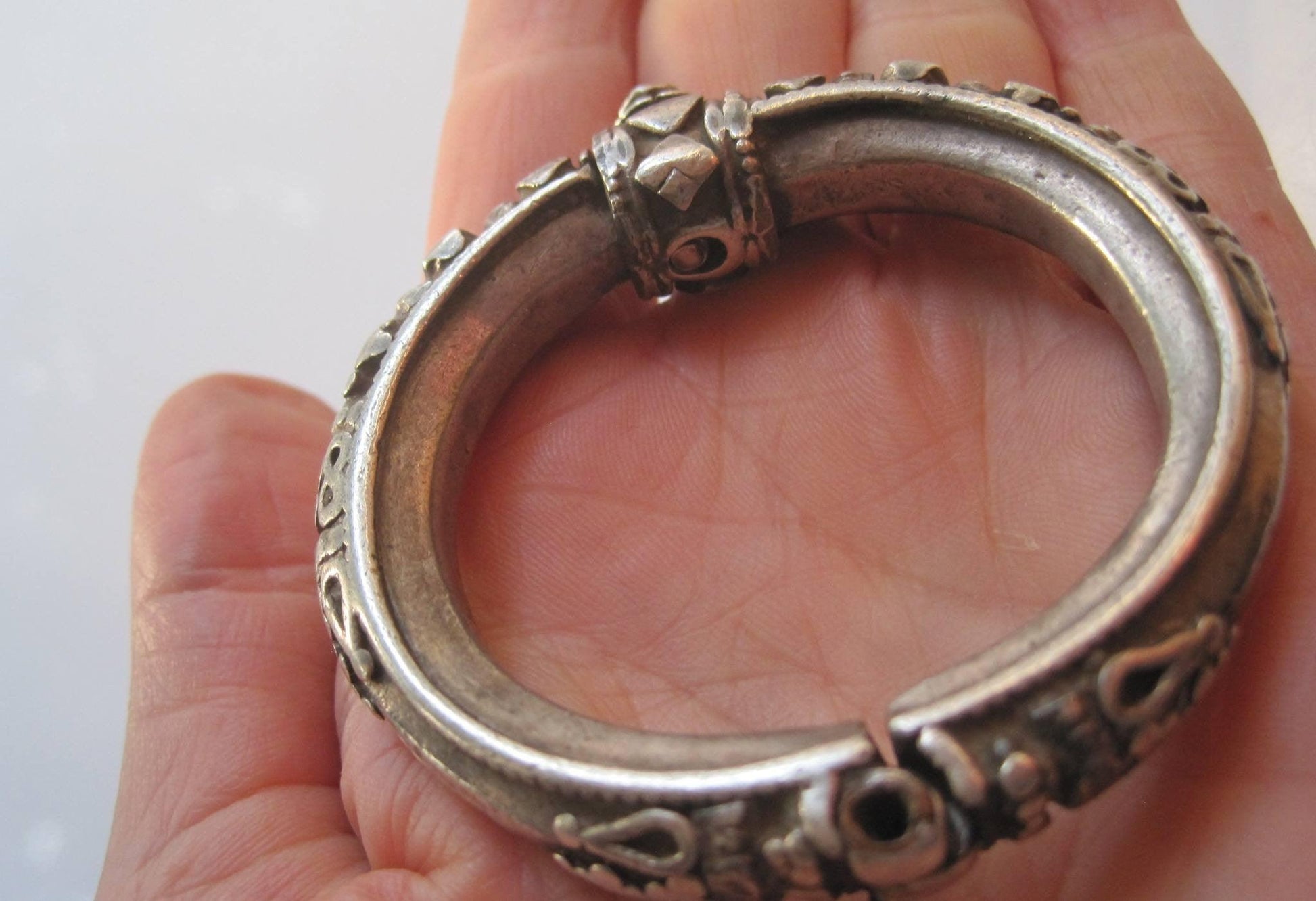 Antique Indian Silver Bracelet for Small Wrist - Anteeka