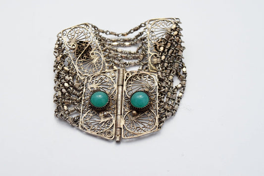 Silver filigree and green stone bracelet