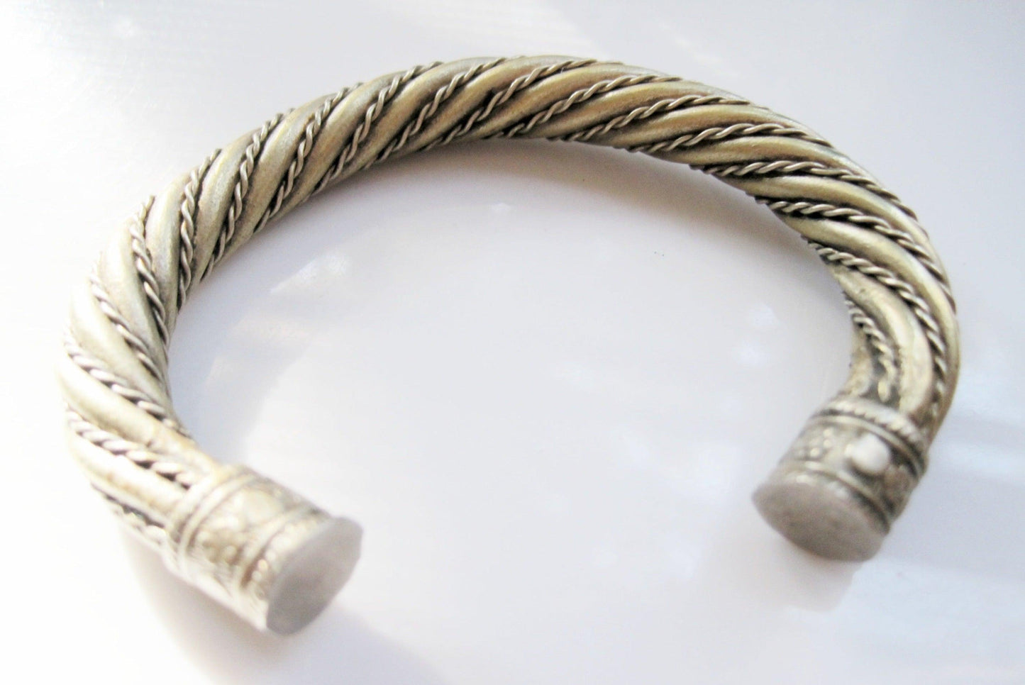 Bedouin Yemeni Twisted Rope C Cuff Bracelet - Anteeka