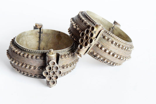 Matching Pair of Vintage Jewish Yemeni Hinged Bracelets - Anteeka