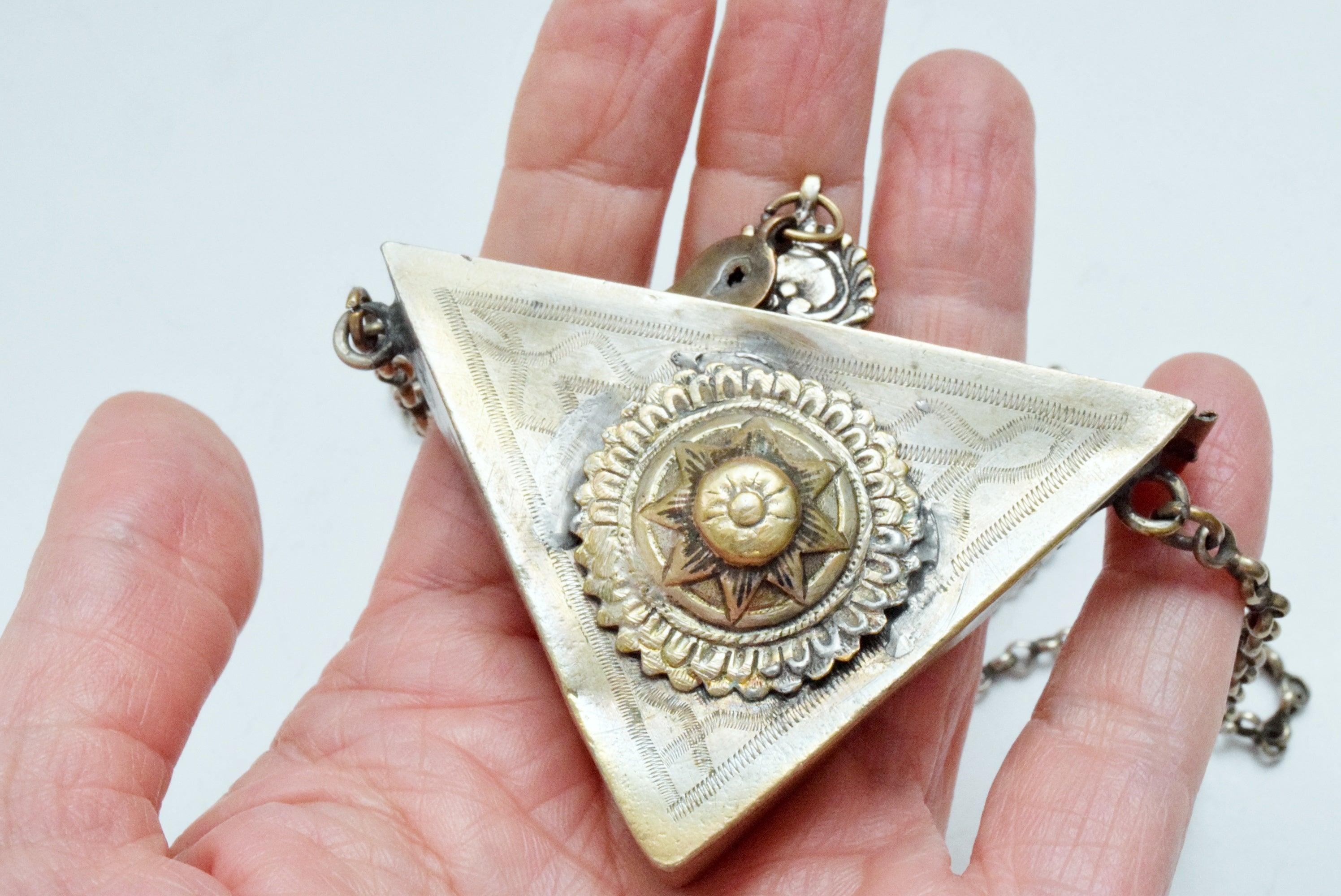 Triangular Amulet Ottoman Era Muskalik Amulet Necklace – Anteeka