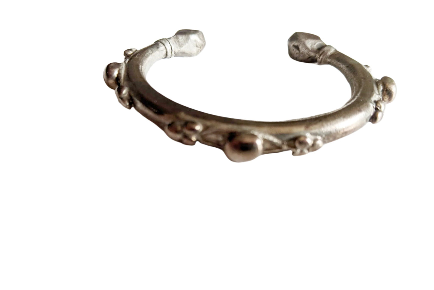 Single Tier Silver Currency Nubian Bracelet