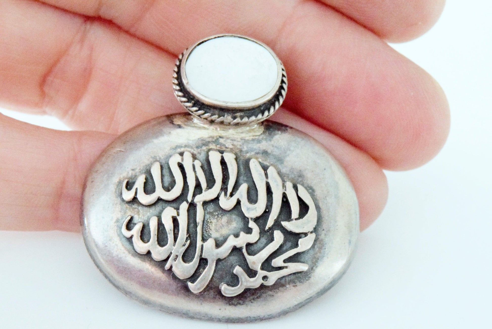 Sterling and Mother of Pearl Egyptian Islamic Pendant - Anteeka