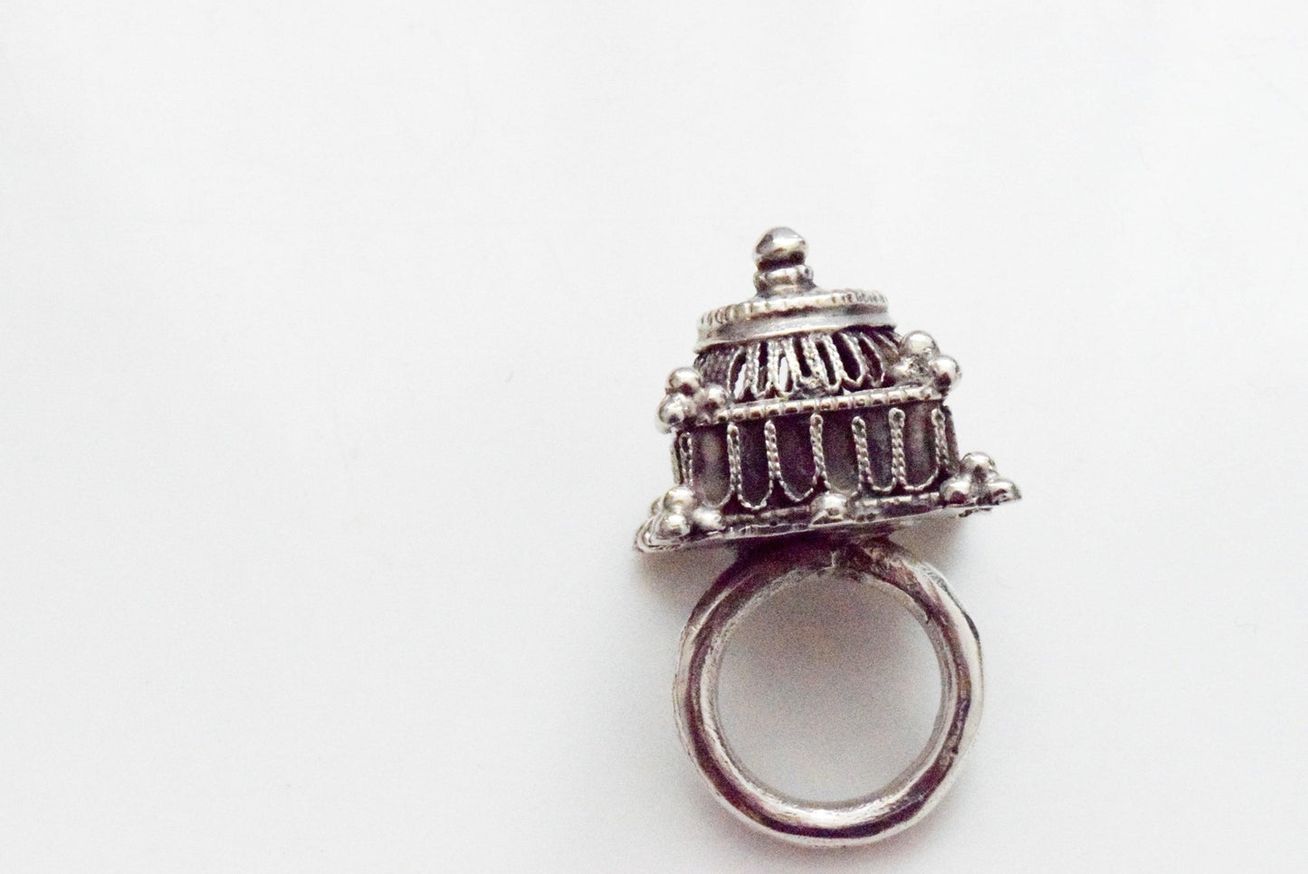 Very Rare Vintage Silver Omani Zar Ring size 6 1/2 - Anteeka