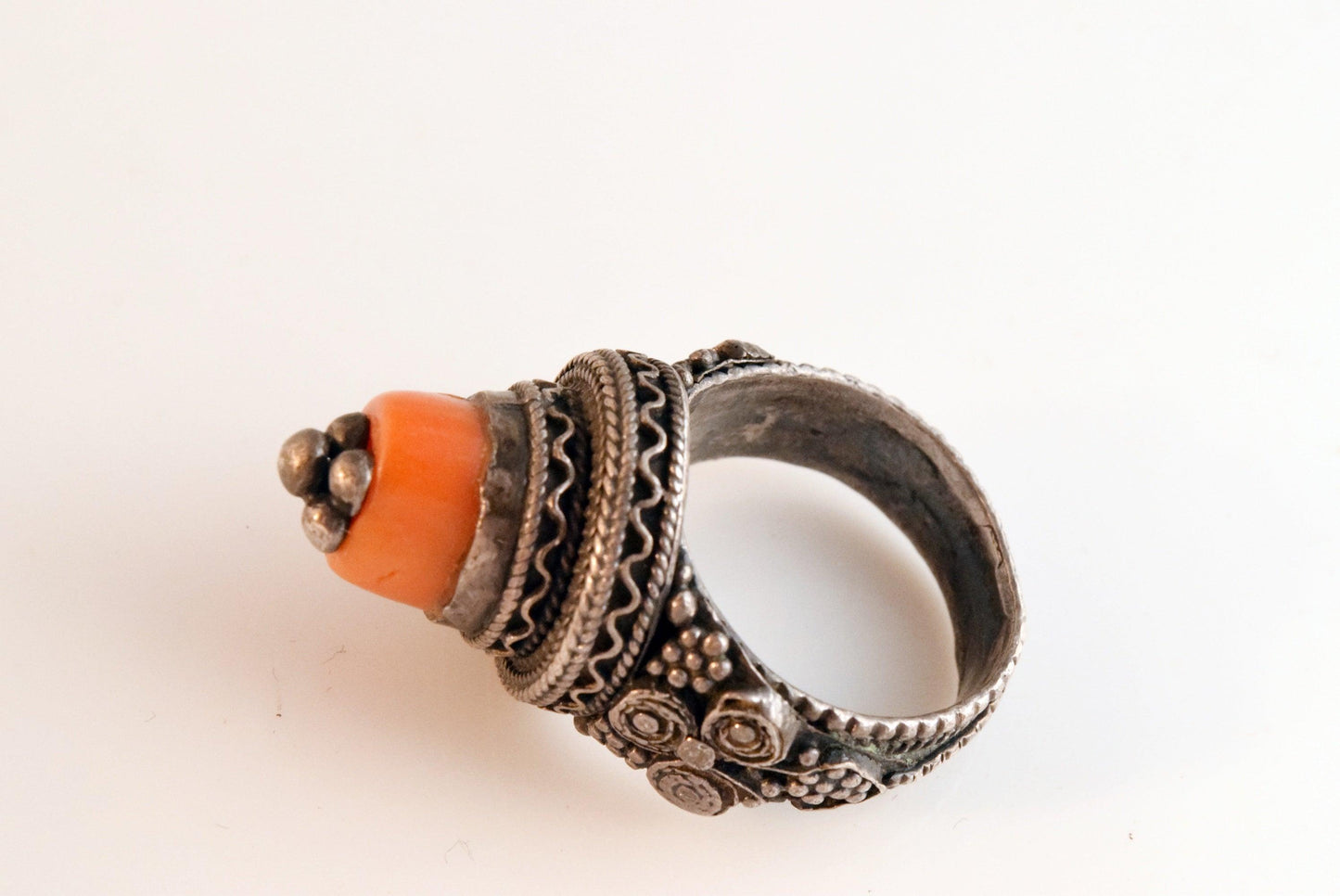 Vintage Bedouin Jewelry Yemeni Silver and Coral Ring - Anteeka
