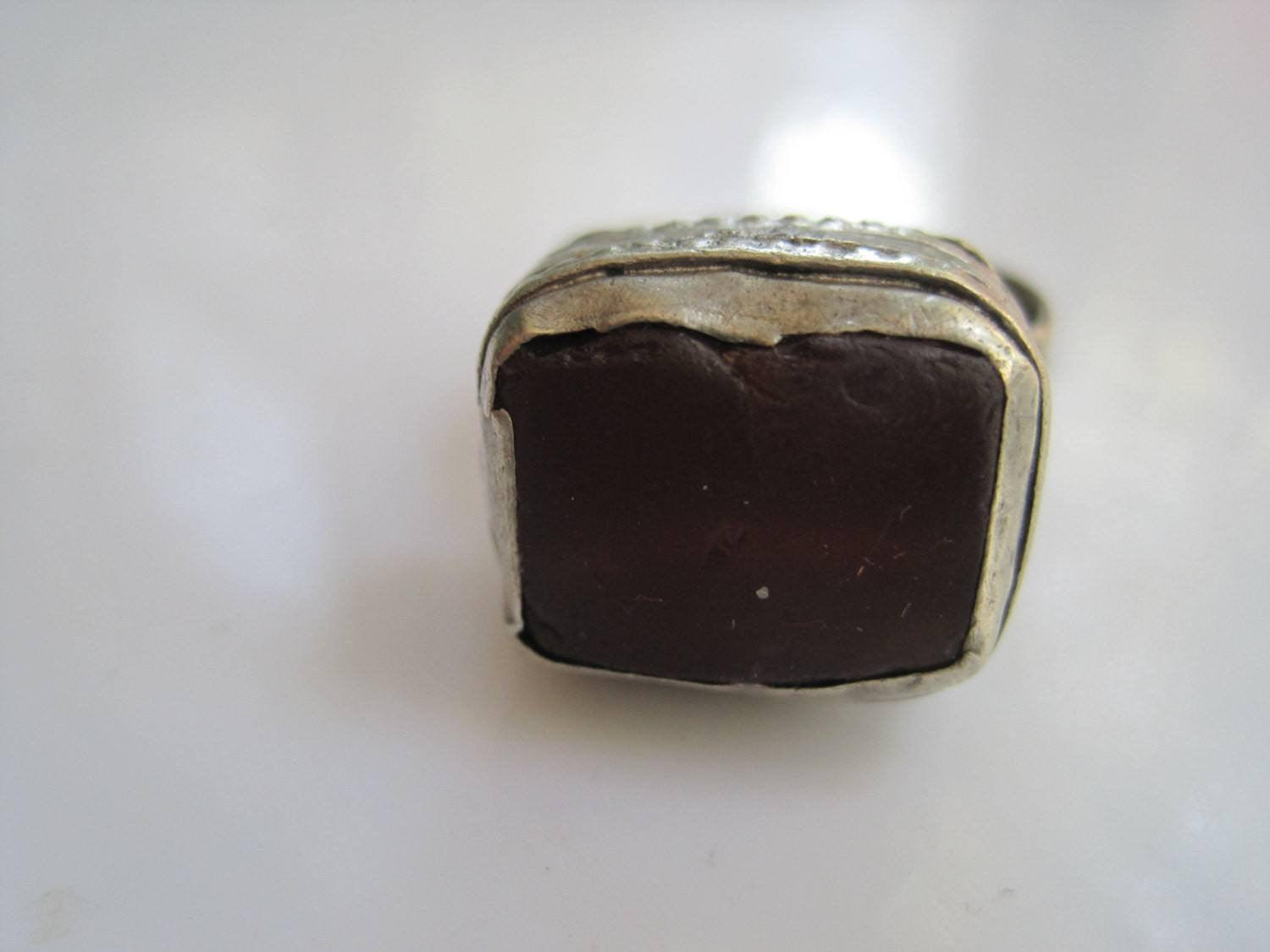 Vintage Bedouin Metal and Glass Ring - Size 8 - Anteeka