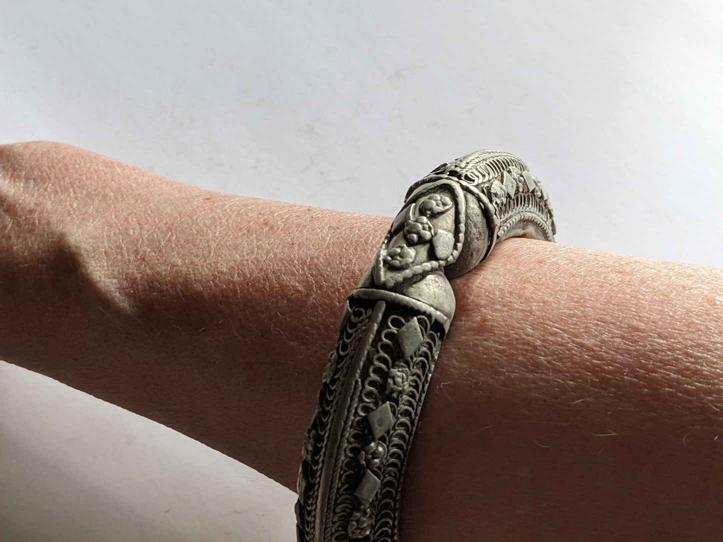 Vintage Bedouin Yemeni Bangle - Anteeka