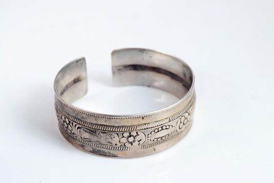 Vintage Berber Silver Cuff Bracelet with Bird and Fish Motif - Anteeka