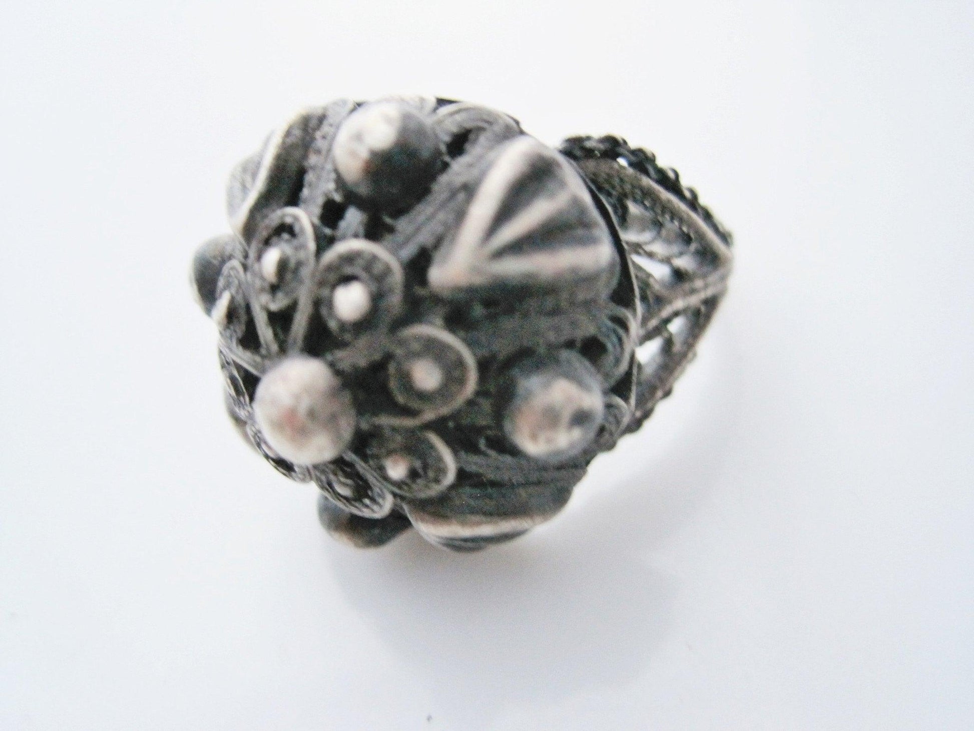 Vintage Ethnic Etruscan Style Silver Filigree Dome Ring - Anteeka