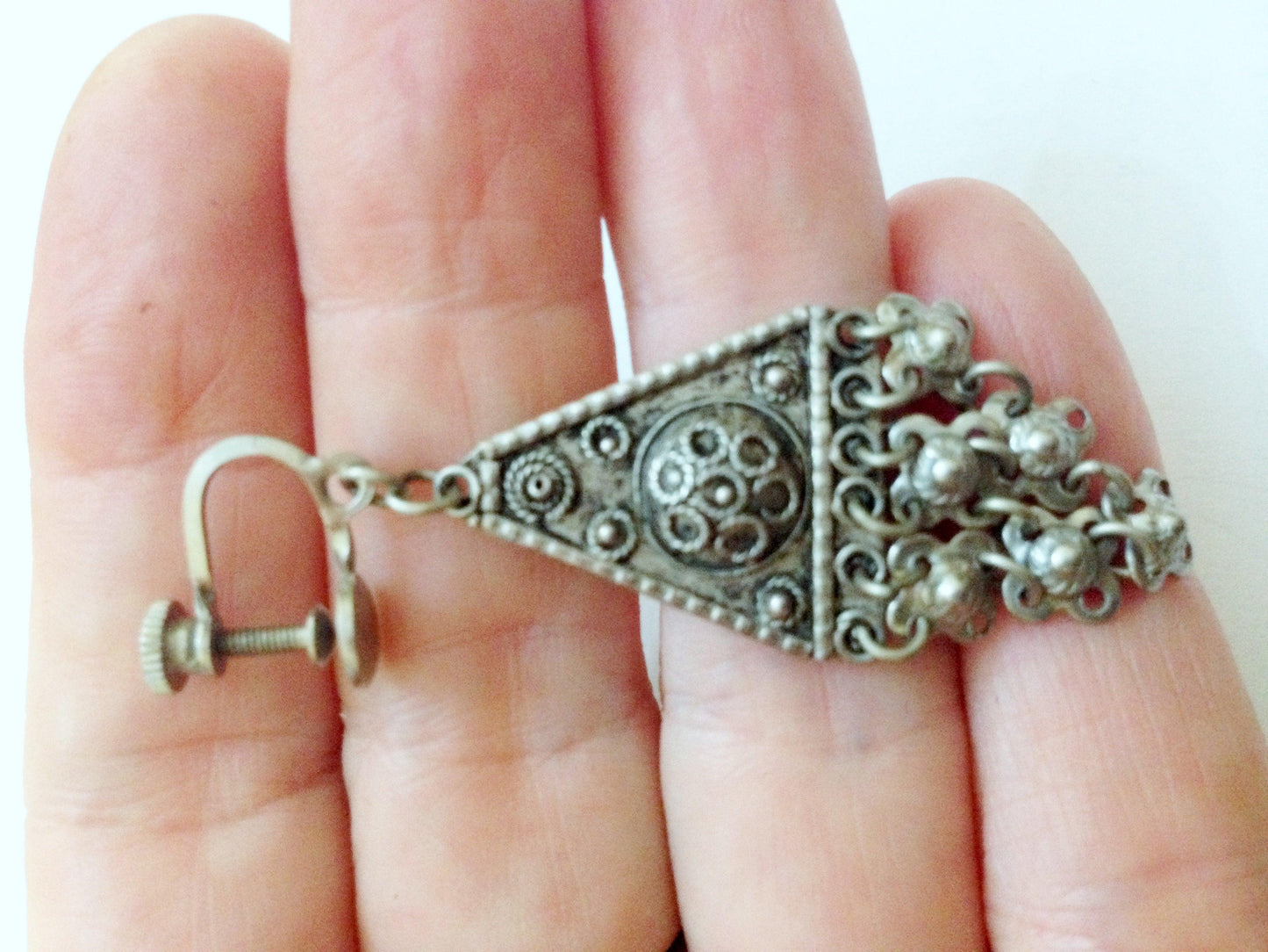 Vintage Middle Eastern Set of Silver Bracelet and Screw Back Earrings - Anteeka