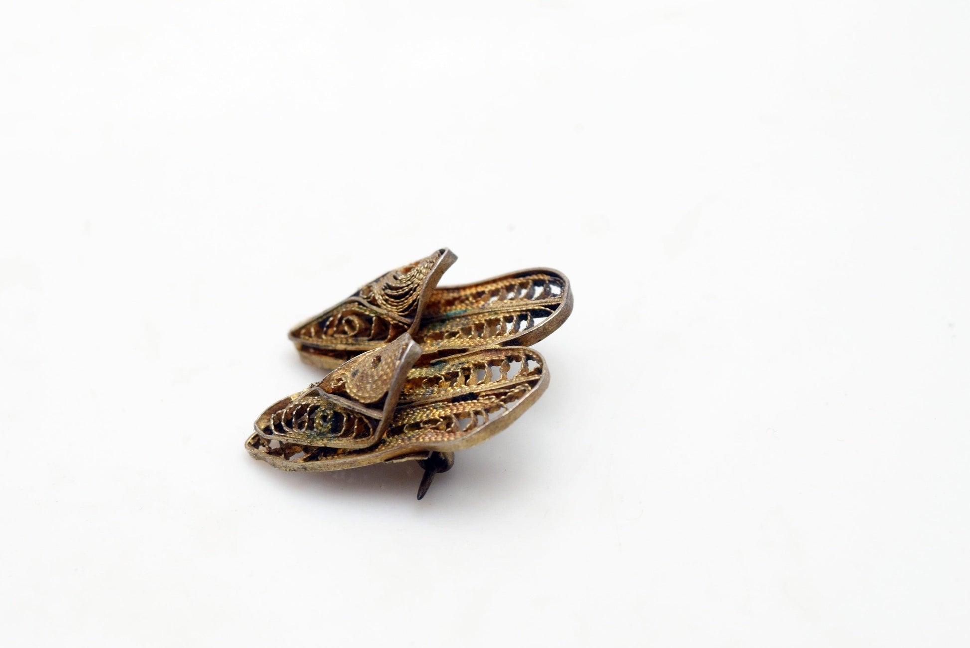 Vintage Middle Eastern Silver Filigree Slipper Brooch - Anteeka