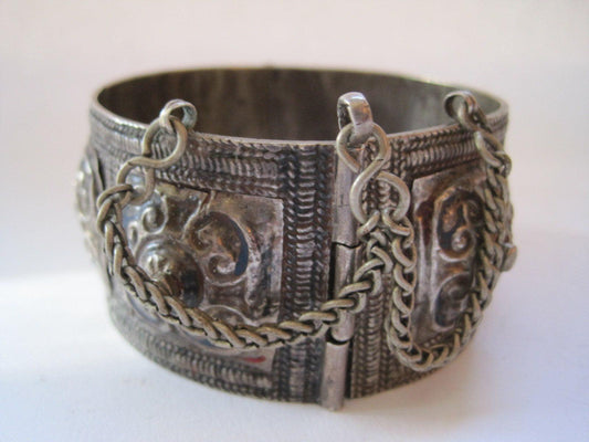 Vintage Moroccan Berber Silver and Enamel Bracelet from Fez or Meknes - Anteeka