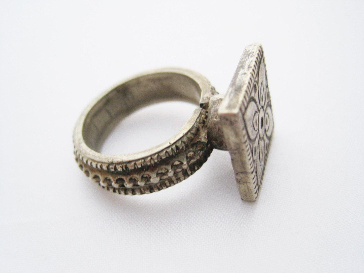 Vintage North African Berber Ring Size 8 - Anteeka