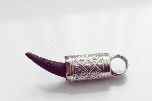 Vintage Omani Amulet Mounted in Silver - Anteeka