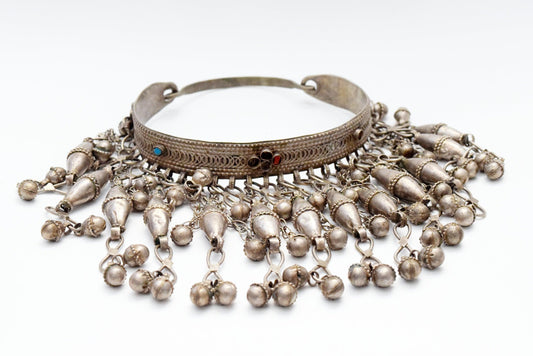 Vintage Saudi Bedouin Silver Bib Necklace - Anteeka