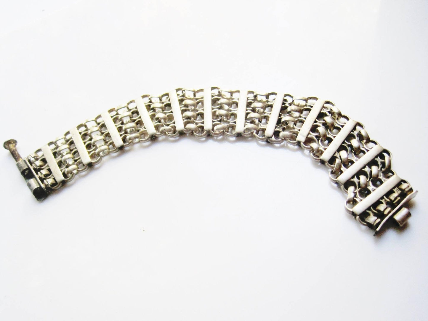 Vintage Silver Indian Flexible Bracelet from Madhya Pradesh - Anteeka