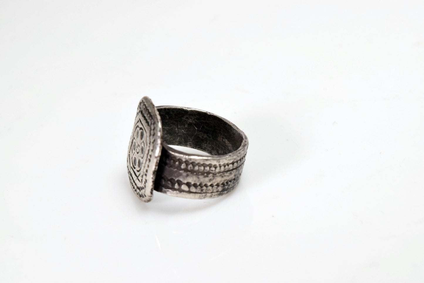 silver ring from Oman