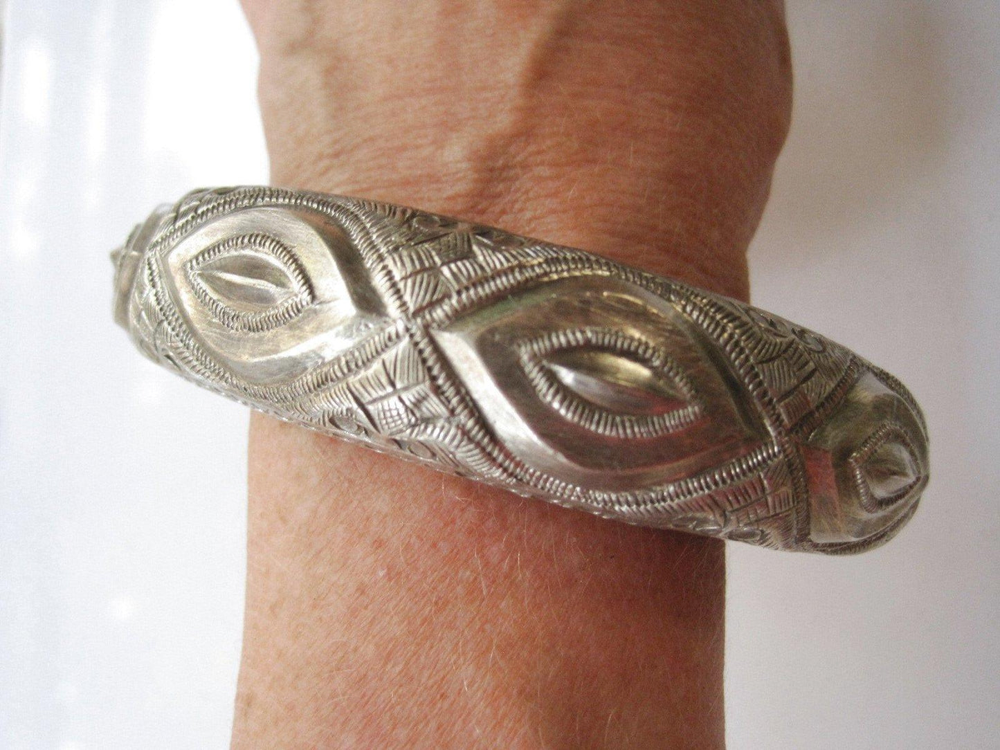Vintage Silver Omani Rattle Bracelet - Anteeka