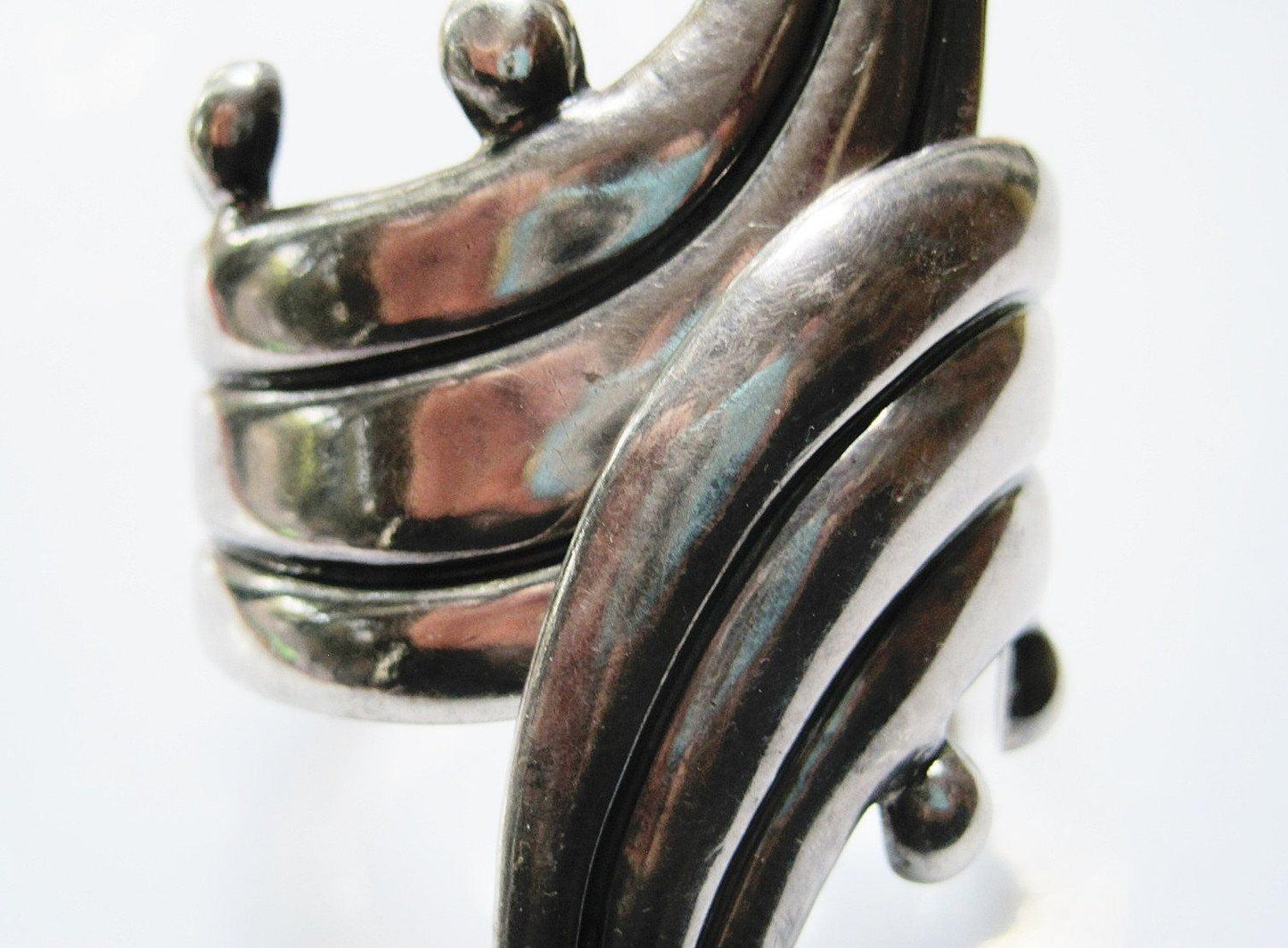 Vintage Small Mexican Sterling Silver Clamper Bracelet - Mid Century Spring Hinged Bracelet - Anteeka
