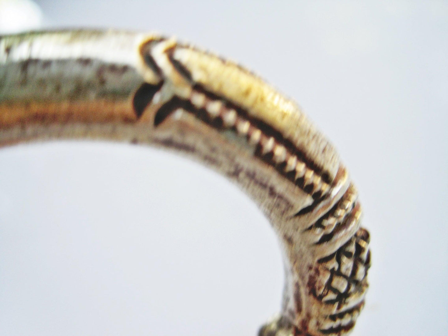 Vintage Solid Bedouin Cuff with Stylized Snake Head Finials - Anteeka