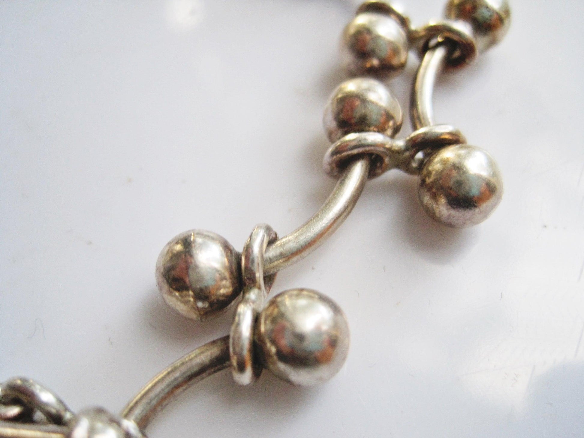 Vintage Sterling Silver Ball and Link Chain Bracelet - Anteeka