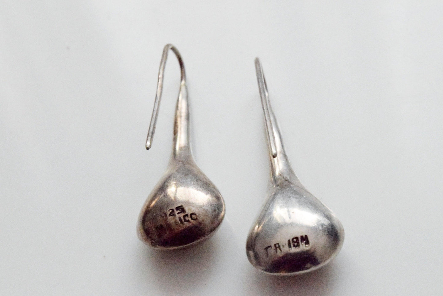 Vintage Sterling Silver Mexican Tear Drop Earrings - Anteeka