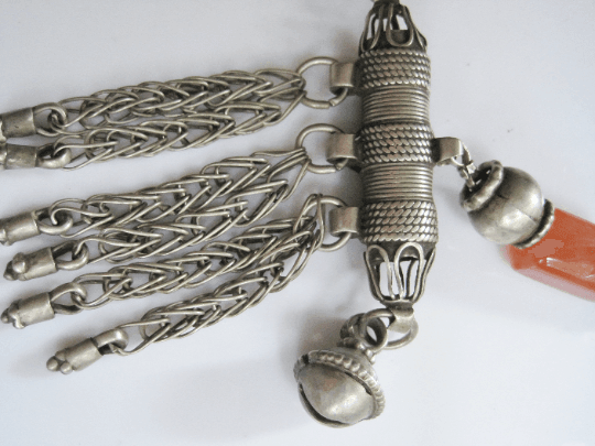 Vintage Yemeni Bedouin Double Hirz Necklace with Agate Beads - Anteeka
