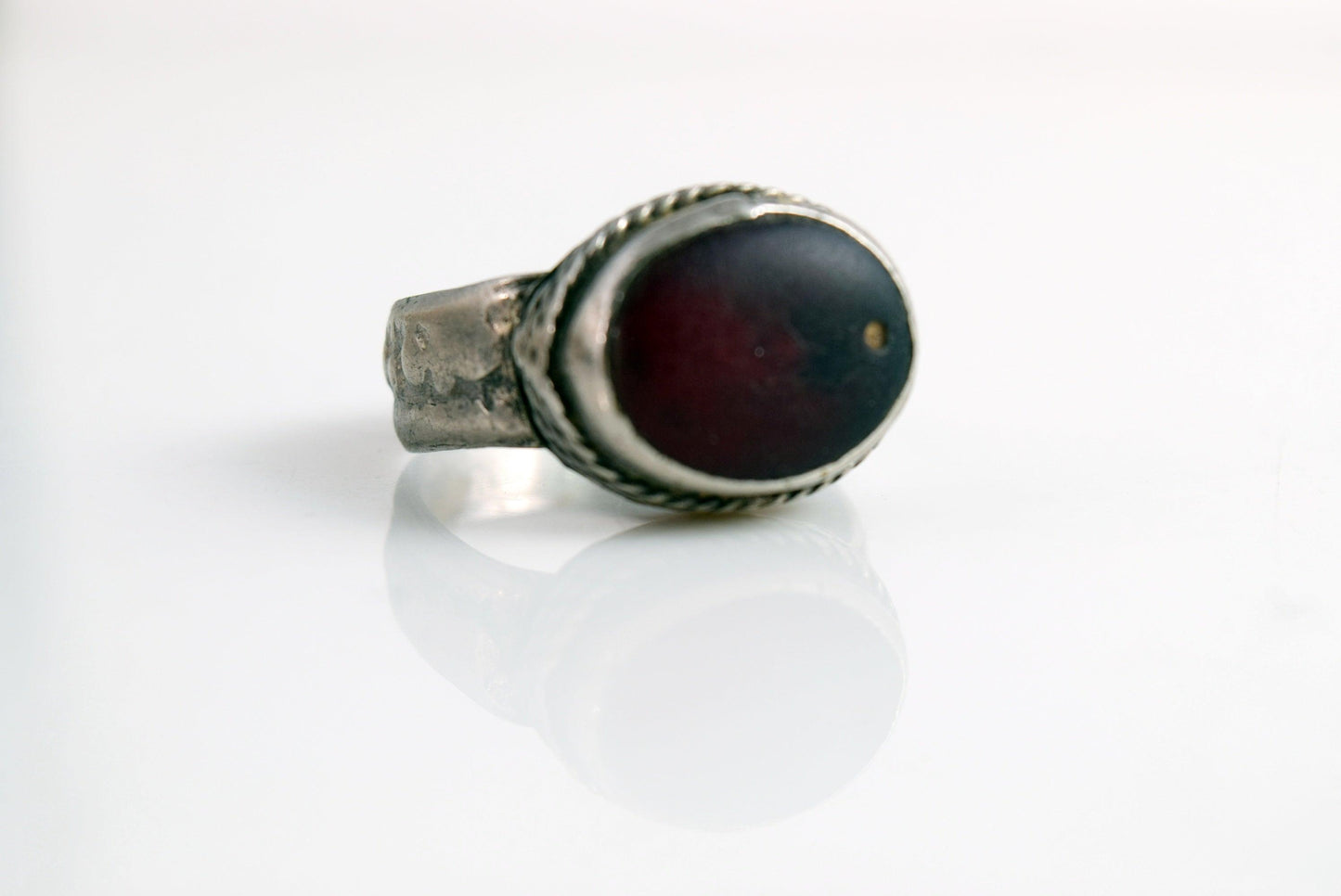 Vintage Yemeni Bedouin Ring with Red Glass Size 9 1/4 - Anteeka