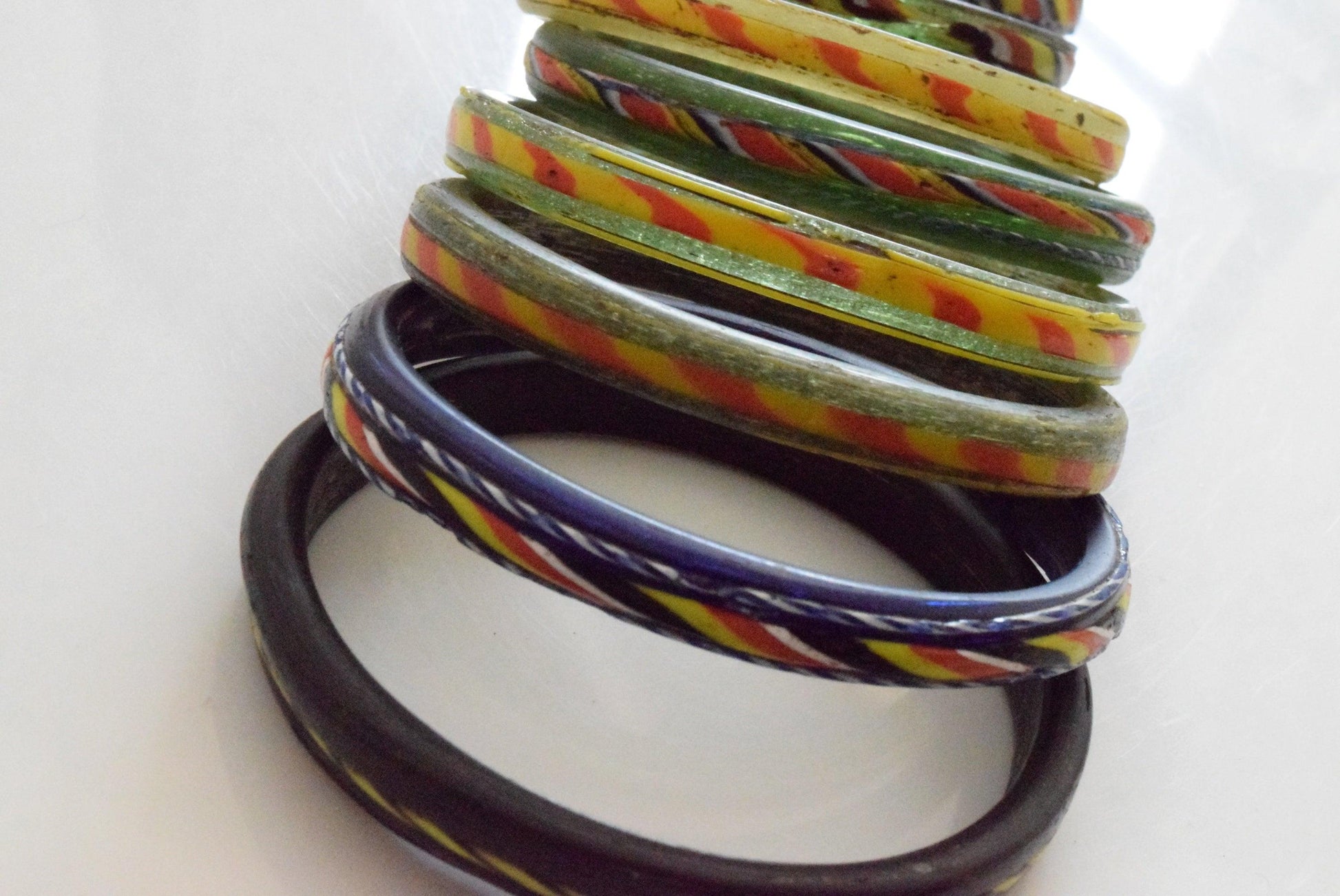 Vintage Yemeni Polychrome Glass Bracelet - Anteeka