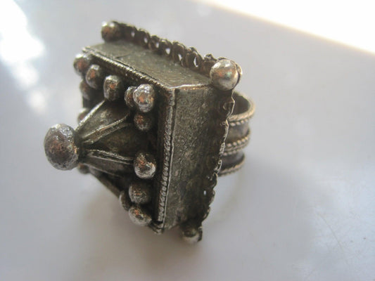 Vintage Silver Tower Ring from Oman used in the Zar Healing Ceremony - Anteeka